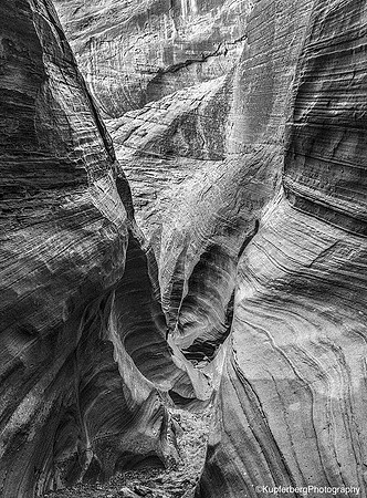 Narrow Passage-Antelope Canyon