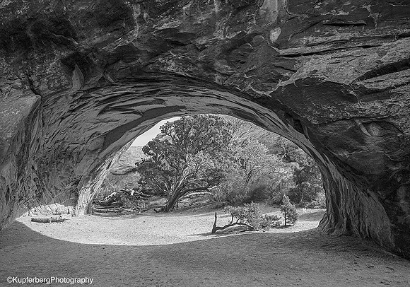 Navajo Arch-Arches NP, UT